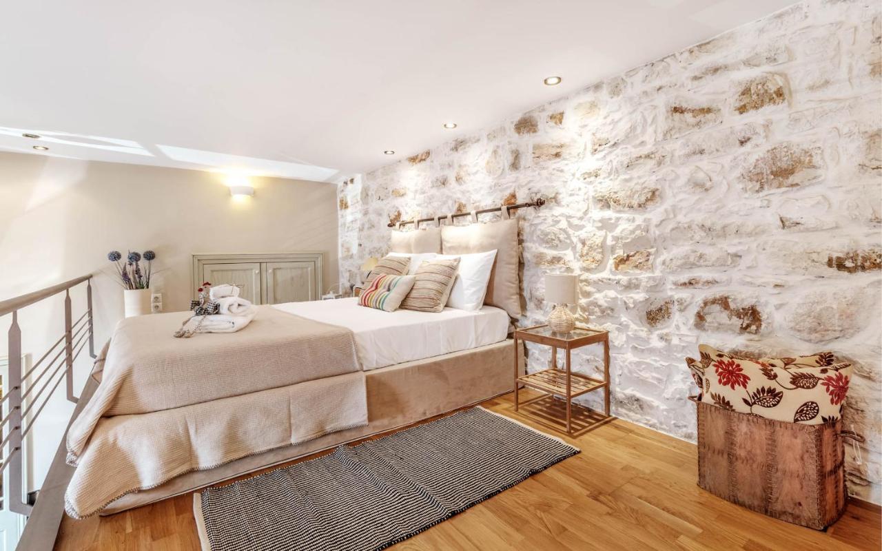 Mouragia Loft - Waterfront Old Corfu Town Apartman Kültér fotó